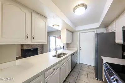 15412 N 55th Drive, Glendale, AZ 85306 - Photo 6