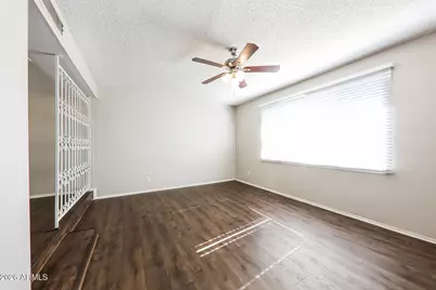 15412 N 55th Drive, Glendale, AZ 85306 - Photo 2
