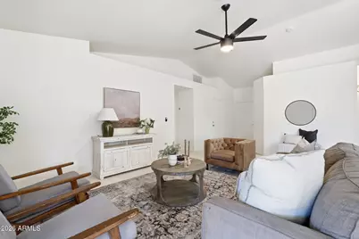 2047 E Temple Court, Gilbert, AZ 85296 - Photo 8