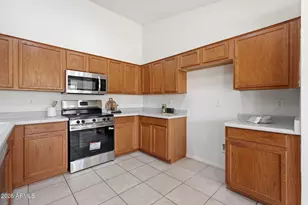 2047 E Temple Ct, Gilbert, AZ 85296 - Photo 12