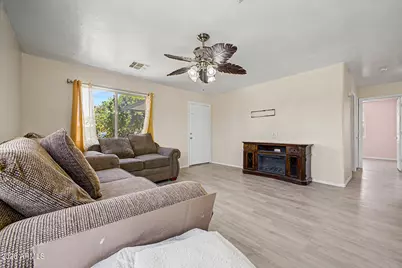 5217 E Shadow Lane, San Tan Valley, AZ 85140 - Photo 12