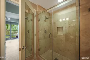7117 E Rancho Vista Dr, Scottsdale, AZ 85251 - Photo 16