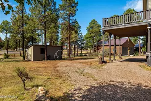 2266 Spitfire Cir, Overgaard, AZ 85933 - Photo 4