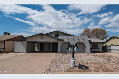 588 W 21st Avenue, Apache Junction, AZ 85120 - Photo 1