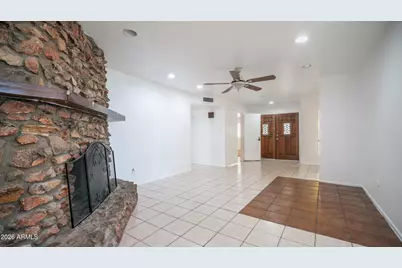 588 W 21st Avenue, Apache Junction, AZ 85120 - Photo 8