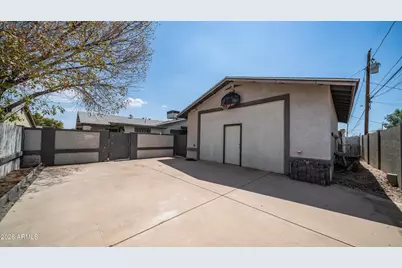 588 W 21st Avenue, Apache Junction, AZ 85120 - Photo 28
