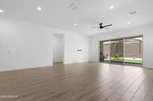 20132 W Catalina Dr, Buckeye, AZ 85396 - Photo 10