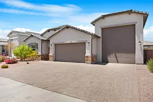 20132 W Catalina Dr, Buckeye, AZ 85396 - Photo 2