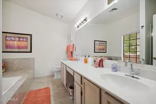 11011 N 92nd St, Scottsdale, AZ 85260 - Photo 14