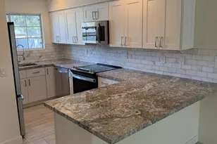 860 N McQueen Rd, Chandler, AZ 85225 - Photo 2