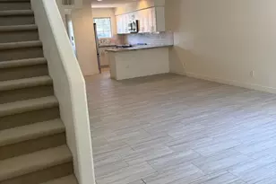 860 N McQueen Rd, Chandler, AZ 85225 - Photo 6