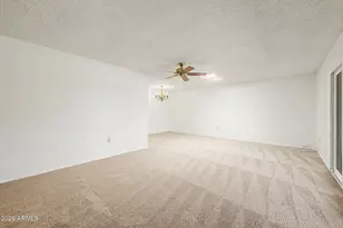 10608 W El Capitan Cir, Sun City, AZ 85351 - Photo 16