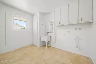 10608 W El Capitan Cir, Sun City, AZ 85351 - Photo 28