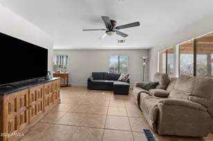 50702 W Hector Rd, Aguila, AZ 85320 - Photo 24