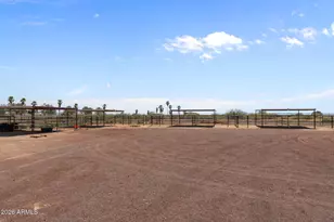 50702 W Hector Rd, Aguila, AZ 85320 - Photo 36