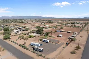 50702 W Hector Rd, Aguila, AZ 85320 - Photo 2