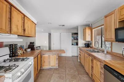 50702 W Hector Road, Aguila, AZ 85320 - Photo 22