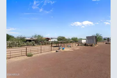 50702 W Hector Road, Aguila, AZ 85320 - Photo 12