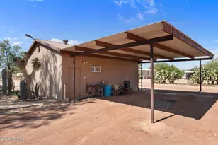 50702 W Hector Rd, Aguila, AZ 85320 - Photo 34