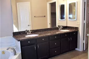 3017 W Augusta Ave, Phoenix, AZ 85051 - Photo 10