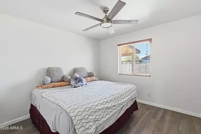 2826 E Cactus Road, Phoenix, AZ 85032 - Photo 14
