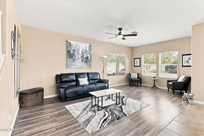 4230 E Austin Lane, San Tan Valley, AZ 85140 - Photo 4