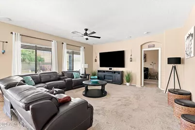 4230 E Austin Lane, San Tan Valley, AZ 85140 - Photo 14