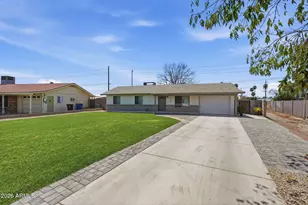 728 N Pine St, Gilbert, AZ 85233 - Photo 2