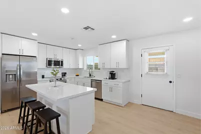728 N Pine Street, Gilbert, AZ 85233 - Photo 8