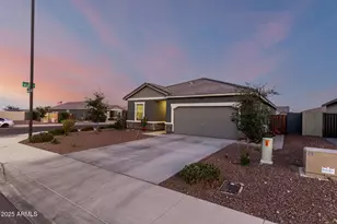 19531 W Palo Verde Dr, Litchfield Park, AZ 85340 - Photo 2