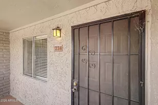 4354 N 82nd St, Scottsdale, AZ 85251 - Photo 2