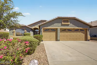 11355 S Hopi Street, Goodyear, AZ 85338 - Photo 2
