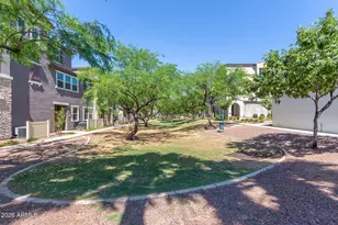 2233 E Huntington Dr, Phoenix, AZ 85040 - Photo 40
