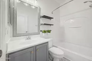 2233 E Huntington Dr, Phoenix, AZ 85040 - Photo 16