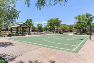 2233 E Huntington Dr, Phoenix, AZ 85040 - Photo 36