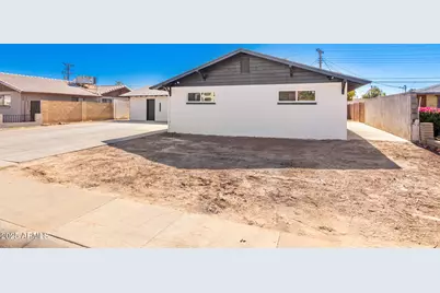 6201 W Indianola Avenue, Phoenix, AZ 85033 - Photo 6