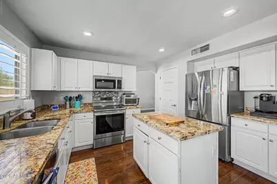 8552 W Purdue Avenue, Peoria, AZ 85345 - Photo 12