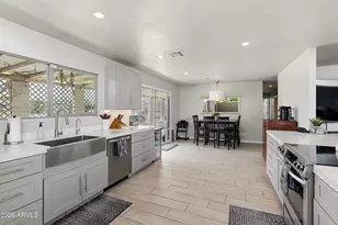 2913 W Madras Ln, Phoenix, AZ 85053 - Photo 10