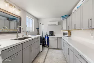 2913 W Madras Ln, Phoenix, AZ 85053 - Photo 22
