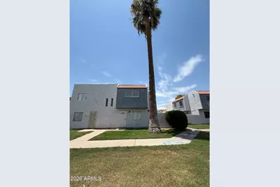 7515 N 47th Lane, Glendale, AZ 85301 - Photo 2
