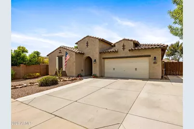 18053 W Montecito Avenue, Goodyear, AZ 85395 - Photo 2