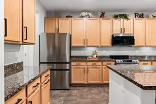 18053 W Montecito Ave, Goodyear, AZ 85395 - Photo 20