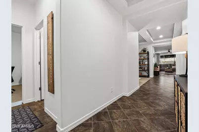 18053 W Montecito Avenue, Goodyear, AZ 85395 - Photo 4