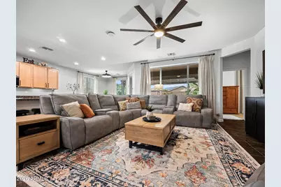 18053 W Montecito Avenue, Goodyear, AZ 85395 - Photo 14