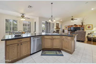 24606 S Lakeway Circle SE, Sun Lakes, AZ 85248 - Photo 22