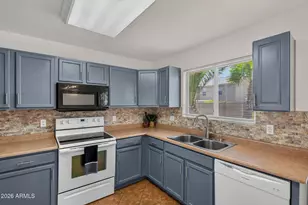 16667 W Paradise Ln, Surprise, AZ 85374 - Photo 12