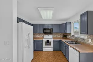 16667 W Paradise Ln, Surprise, AZ 85374 - Photo 10