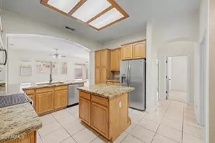 16775 W Ipswitch Way, Surprise, AZ 85374 - Photo 14