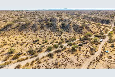 29515 W Radford Road #104, Wittmann, AZ 85361 - Photo 12