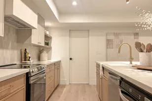 7844 E Crestwood Way, Scottsdale, AZ 85250 - Photo 6